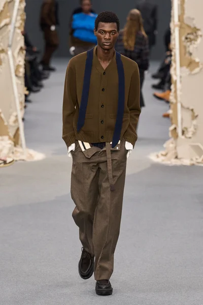 Look 36